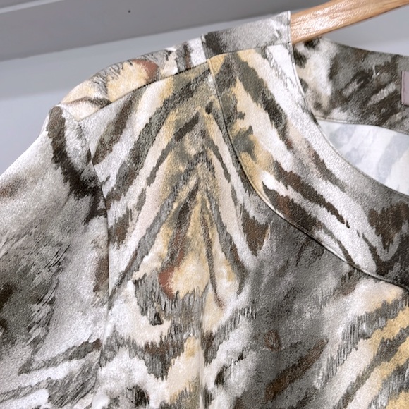 Chico’s Animal Print Green Gray Lightweight Blazer Jacket, Size XL - Picture 3 of 14